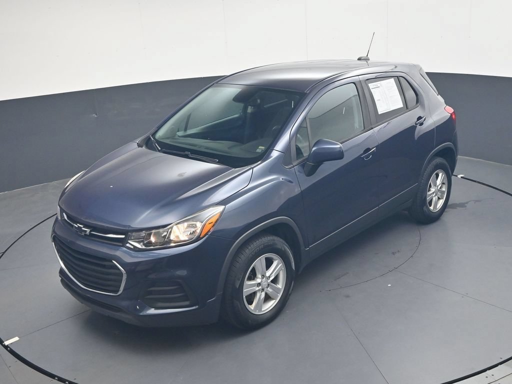 Used 2019 Chevrolet Trax LS w/ Tint and Cruise Package AWD/4WD image 36