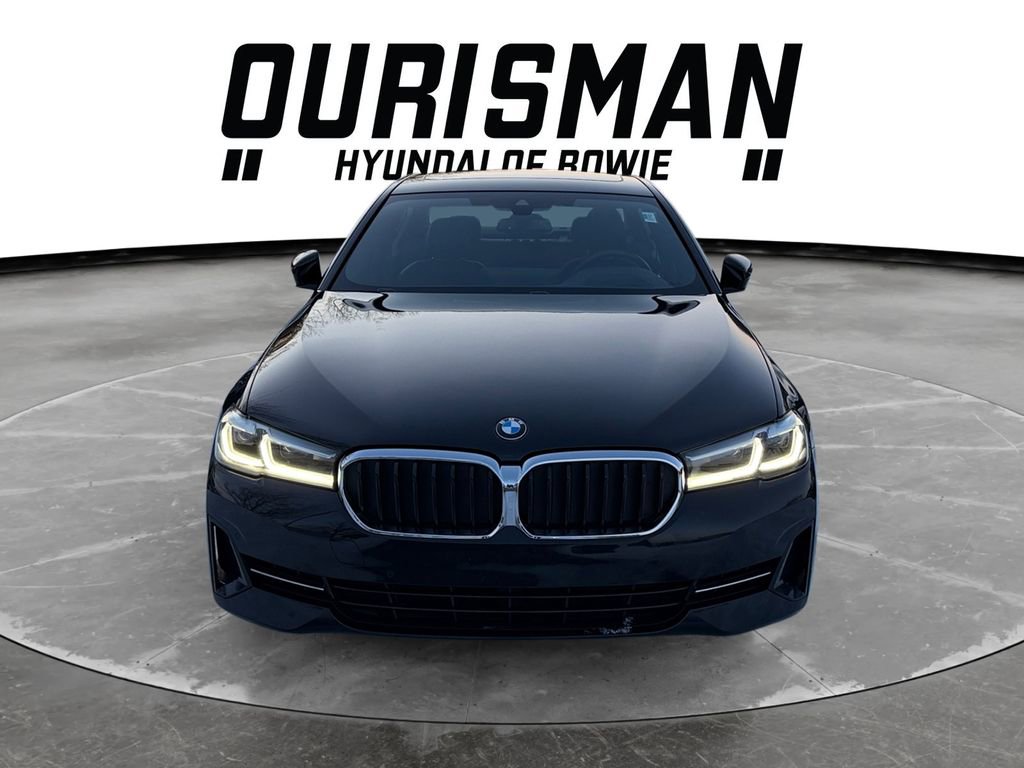 Used 2022 BMW 530i xDrive w/ Premium Package image 8