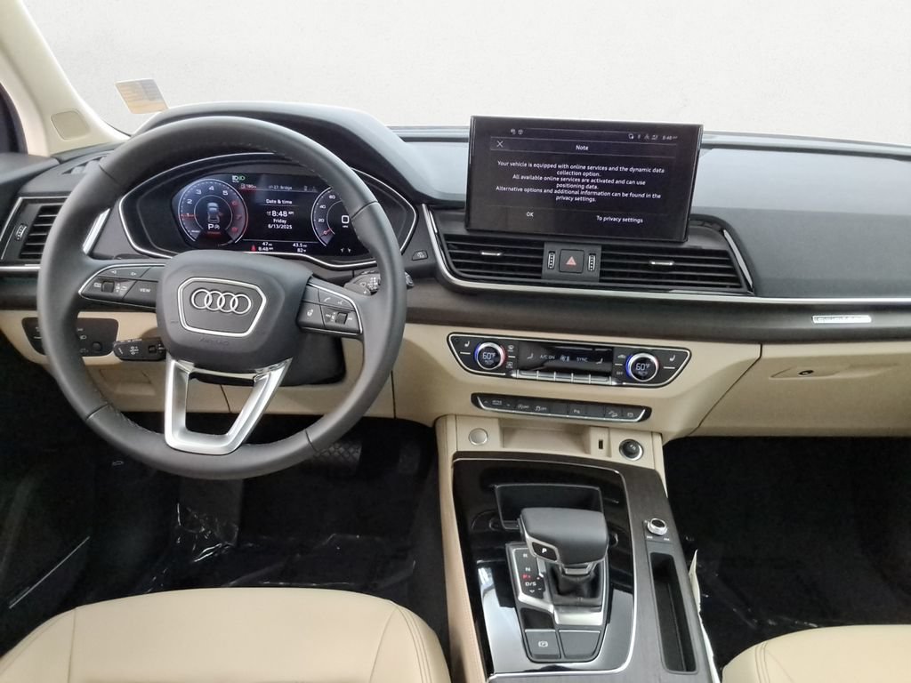 Used 2025 Audi Q5 2.0T Premium Plus w/ Premium Plus Package AWD/4WD image 9