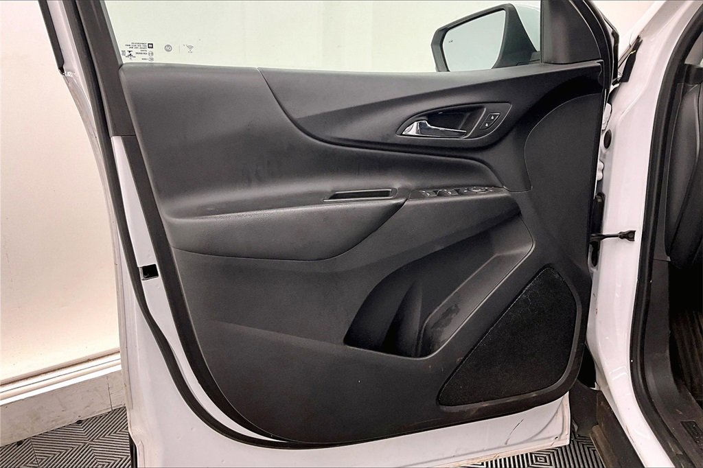 Used 2022 Chevrolet Equinox LT image 24