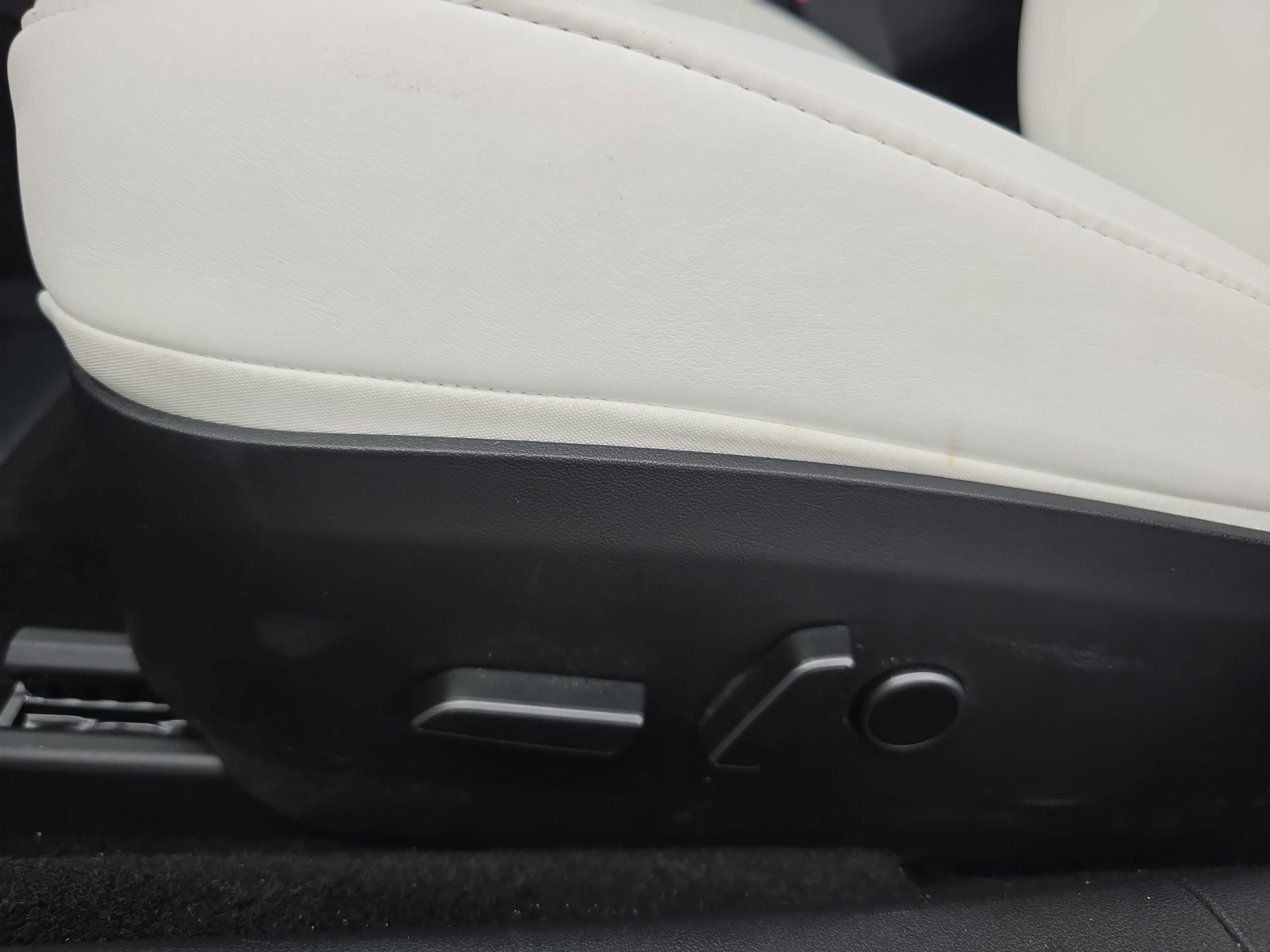 Used 2023 Tesla Model 3 Performance AWD/4WD image 27