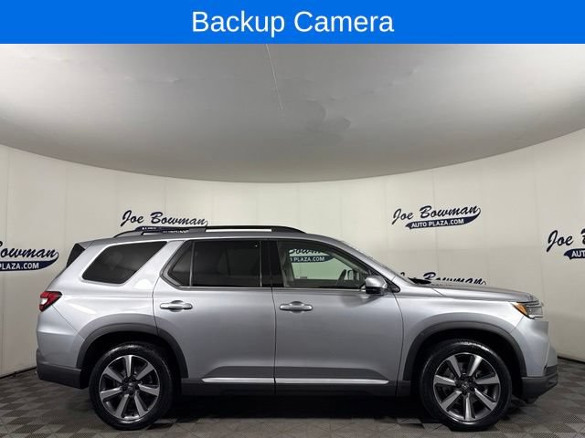 Used 2024 Honda Pilot Touring image 6