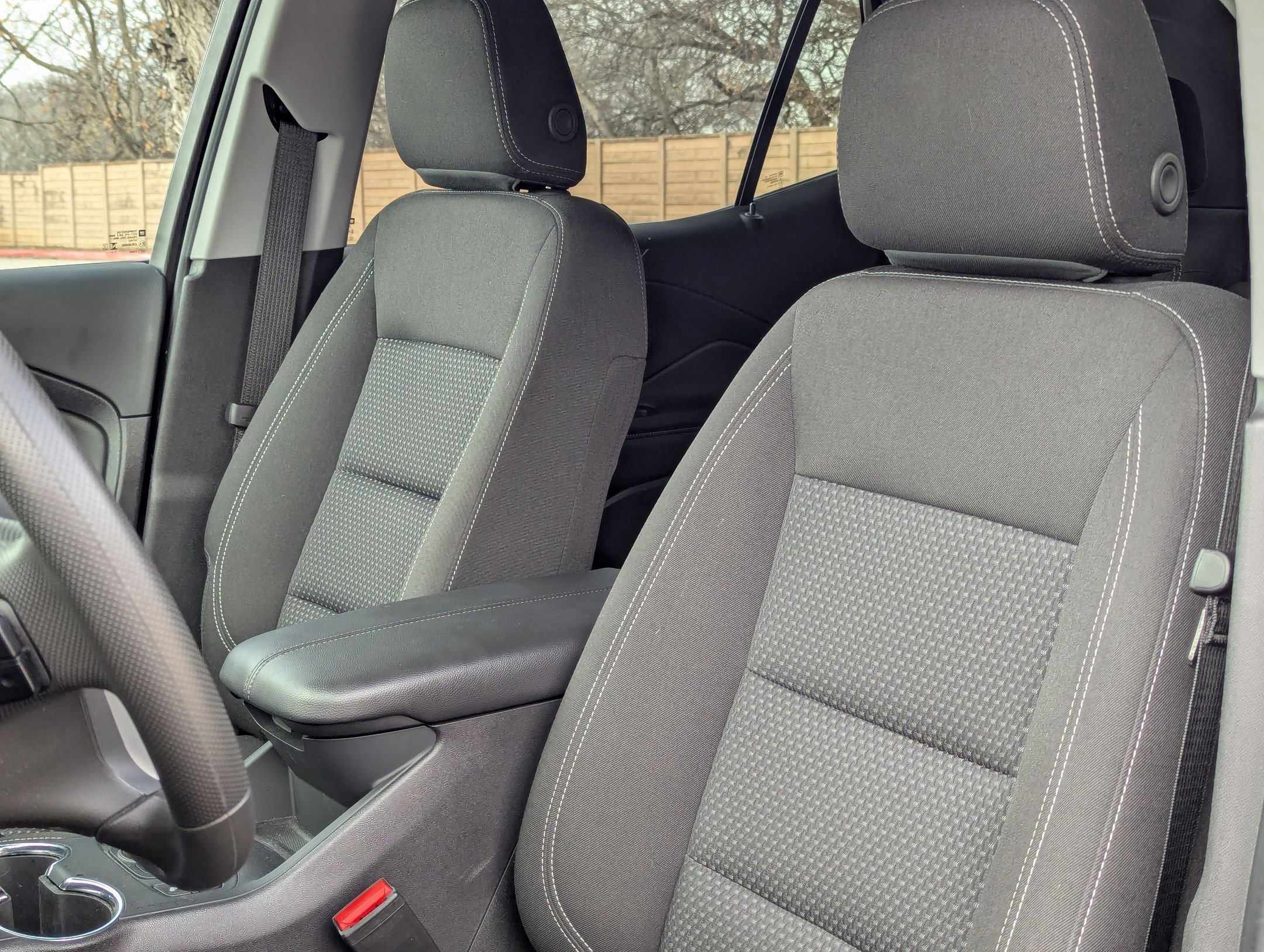 Used 2024 GMC Terrain SLE w/ Driver Convenience Package image 14