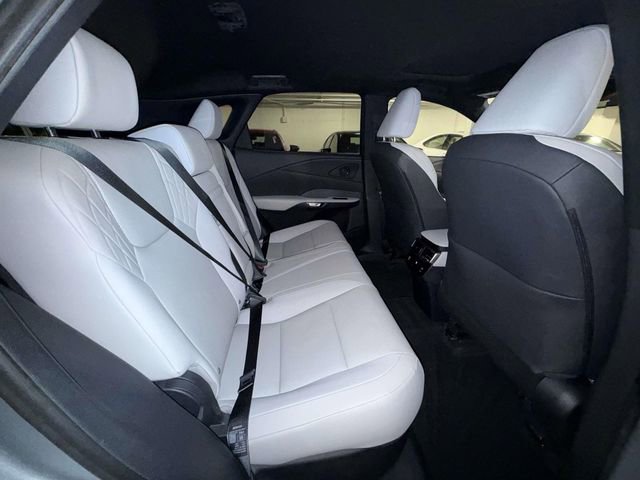 Used 2023 Lexus RX 350 Premium w/ Accessory Package AWD/4WD image 16