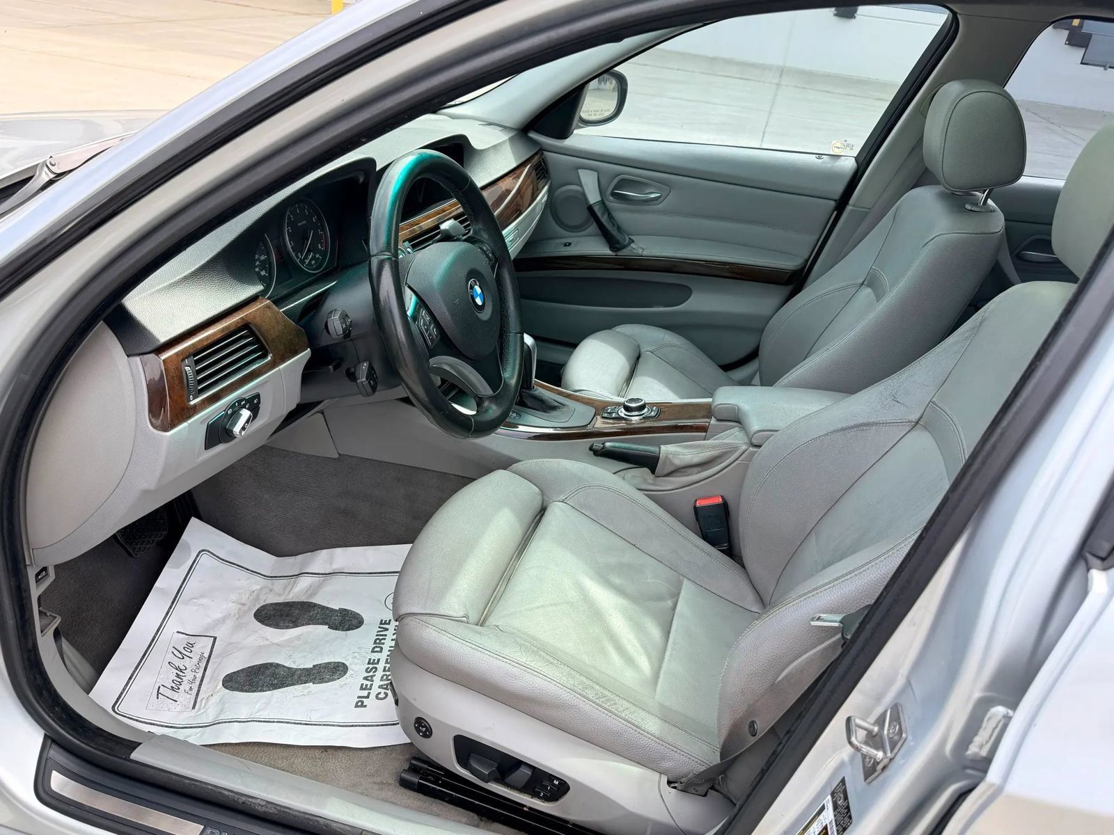 Used 2010 BMW 335i Sedan RWD image 9