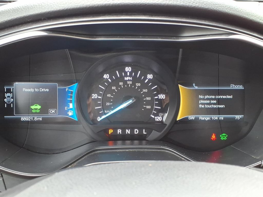 Used 2019 Ford Fusion Energi Titanium FWD image 8