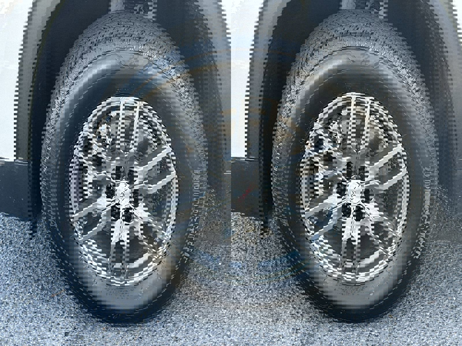 Certified 2025 GMC Acadia Elevation image 13