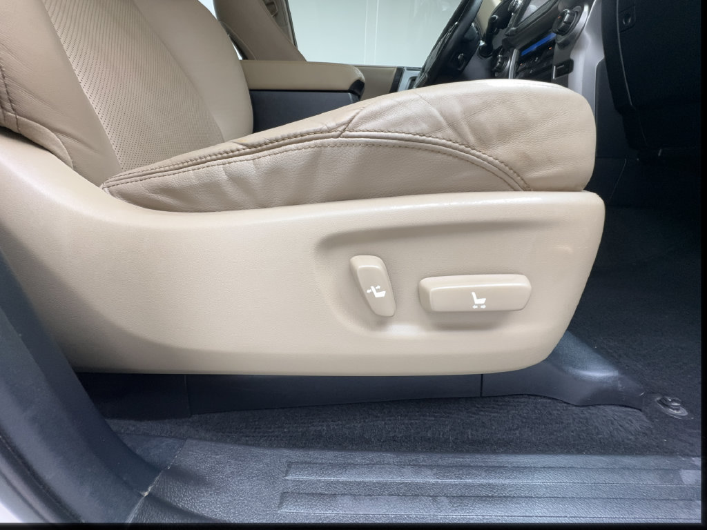 Used 2016 Toyota 4Runner Limited RWD image 40