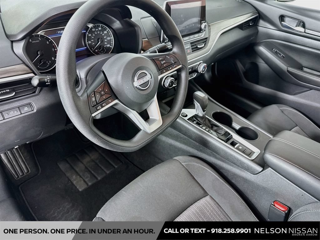 Certified 2025 Nissan Altima 2.5 SV AWD/4WD image 9