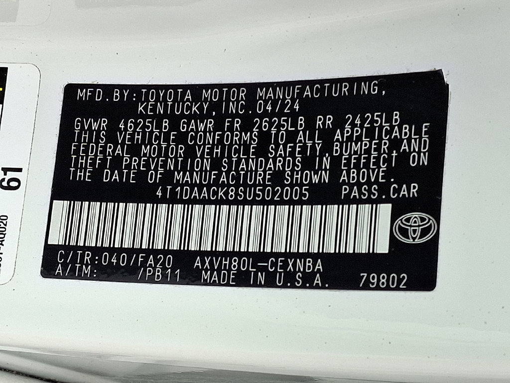 Used 2025 Toyota Camry LE FWD image 27