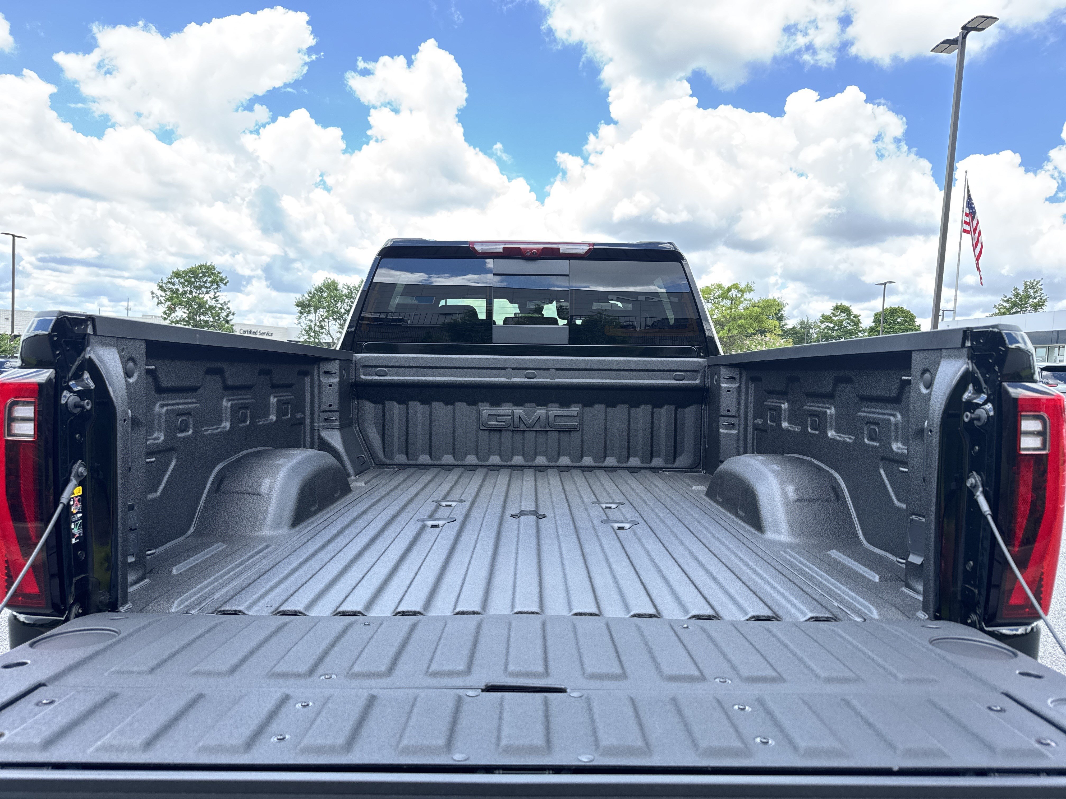 New 2026 GMC Sierra 2500 Denali Ultimate AWD/4WD image 33