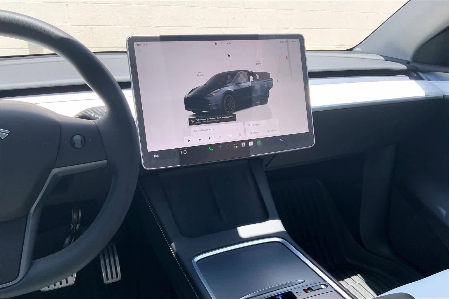 Used 2024 Tesla Model Y Performance AWD/4WD image 15
