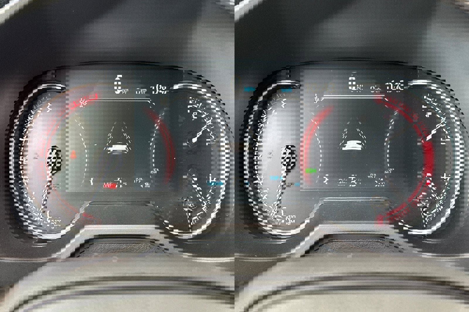 New 2025 Toyota RAV4 XLE image 30