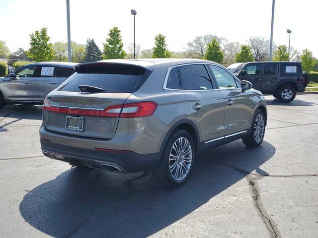 Used 2016 Lincoln MKX Reserve w/ Driver Assistance Package AWD/4WD image 4