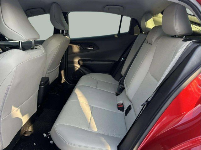 Used 2023 Toyota Prius XLE image 20