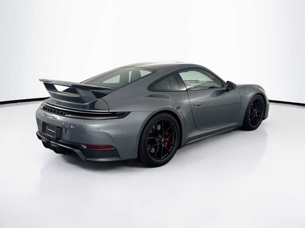 Used 2026 Porsche 911 GTS image 5