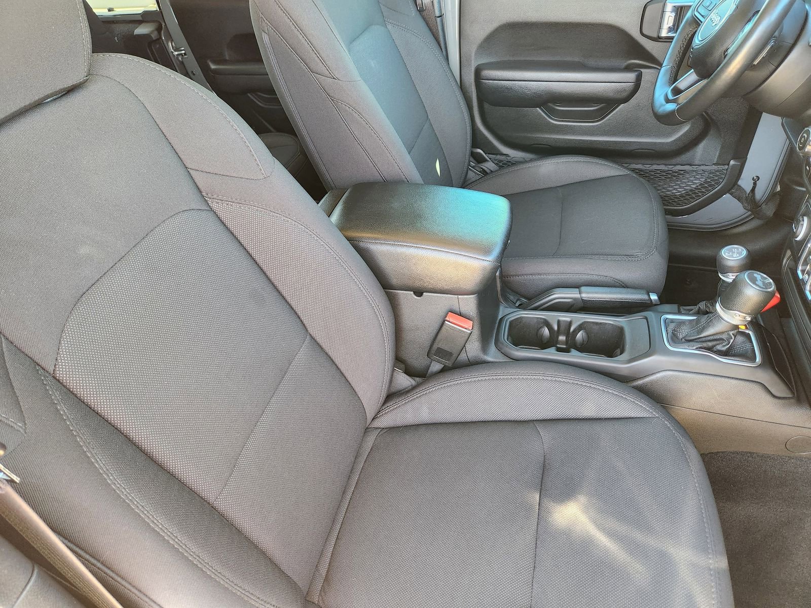 Used 2023 Jeep Wrangler Unlimited w/ Cold Weather Group image 24