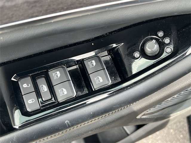 Used 2021 Jeep Grand Cherokee L Overland w/ Luxury Tech Group IV image 27