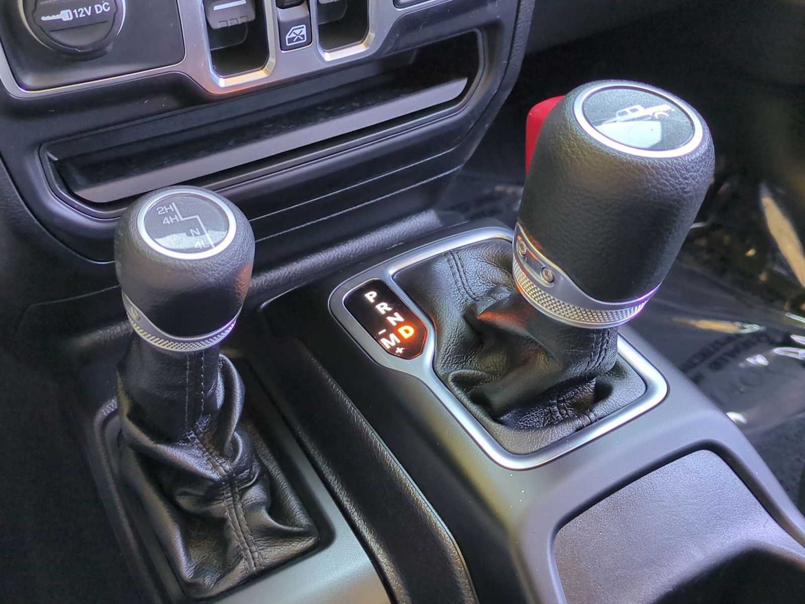 Used 2021 Jeep Gladiator Sport AWD/4WD image 21