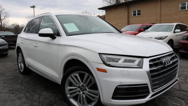 Used 2018 Audi Q5 2.0T Premium Plus w/ Premium Plus Package image 3