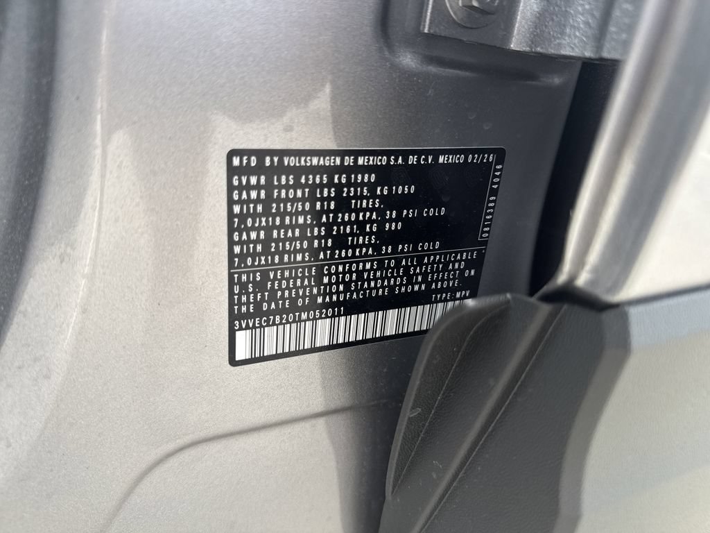 New 2026 Volkswagen Taos SE FWD image 28