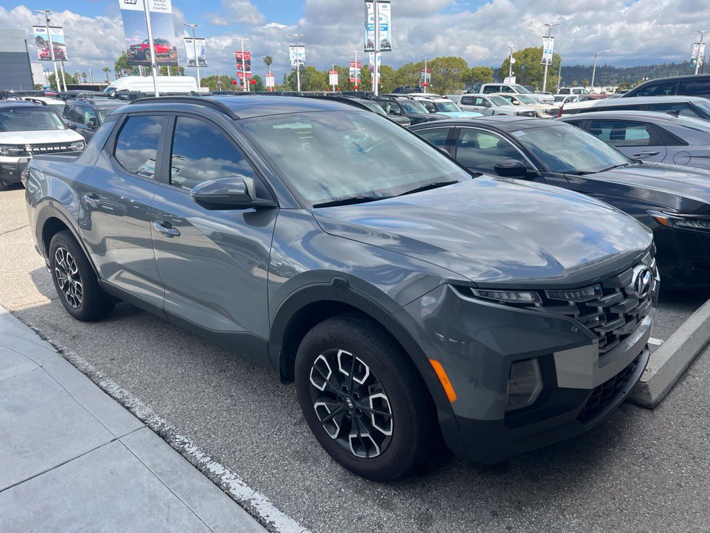 Used 2022 Hyundai Santa Cruz SEL Premium AWD/4WD image 2