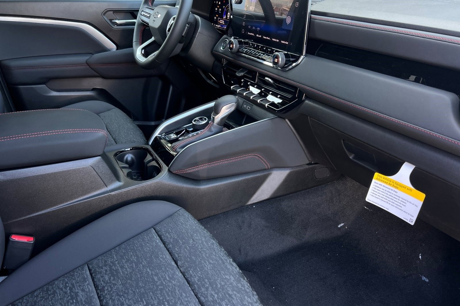 New 2025 Chevrolet Colorado Z71 w/ Midnight Edition image 17