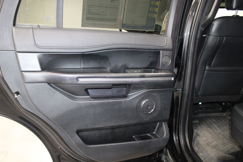 Used 2019 Ford Expedition XLT w/ Equipment Group 202A image 21