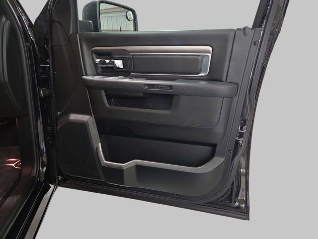 Used 2024 RAM 1500 Classic Warlock image 13