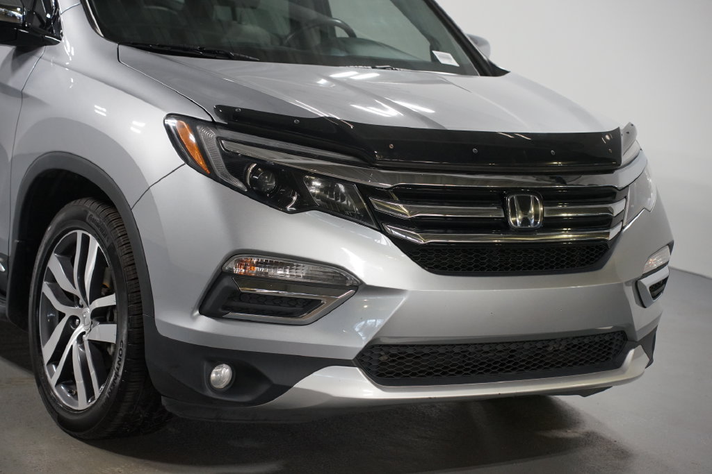 Used 2017 Honda Pilot Touring image 4