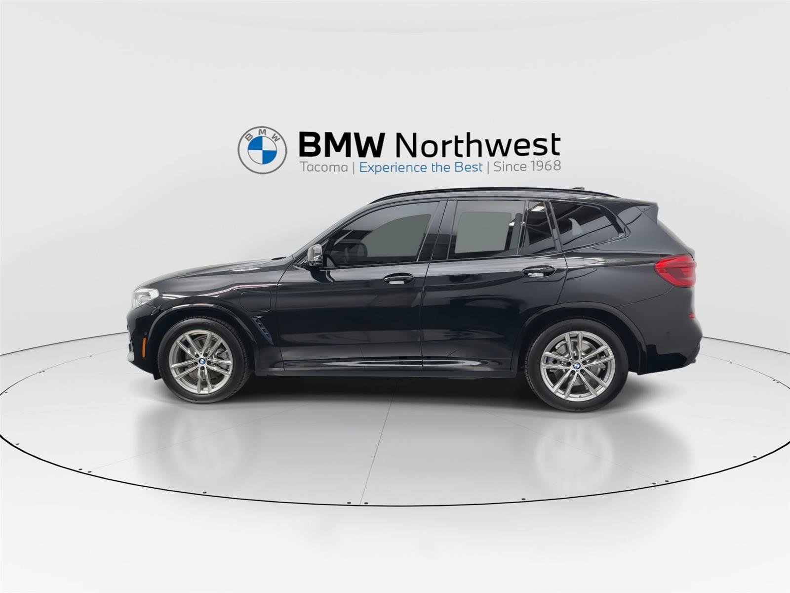 Used 2021 BMW X3 xDrive30e w/ M Sport Package AWD/4WD image 11
