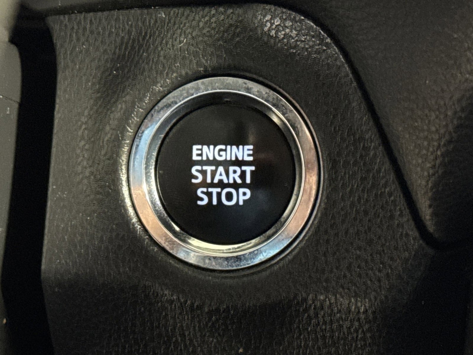 Used 2023 Toyota RAV4 XLE FWD image 42