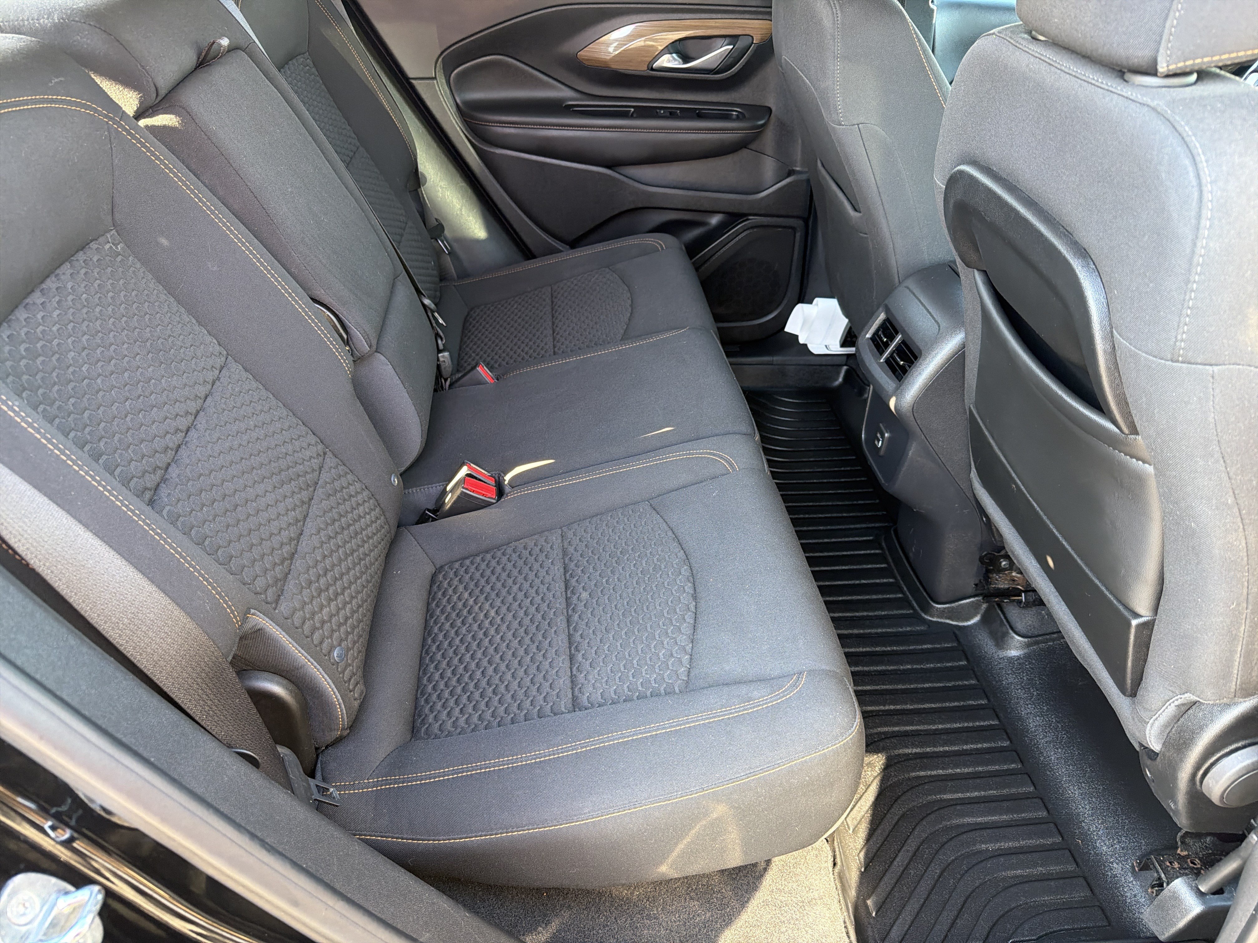 Used 2019 GMC Terrain SLE w/ Driver Convenience Package AWD/4WD image 13