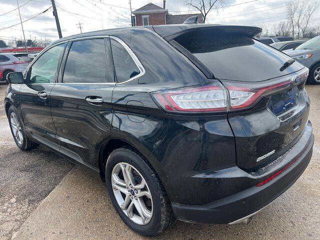 Used 2015 Ford Edge Titanium image 6