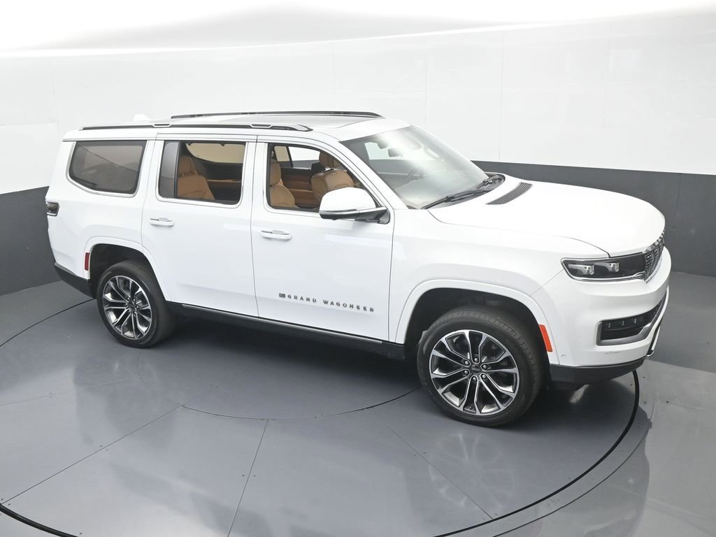 Used 2022 Jeep Grand Wagoneer Series III w/ Rear Seat Video Group 1 image 70