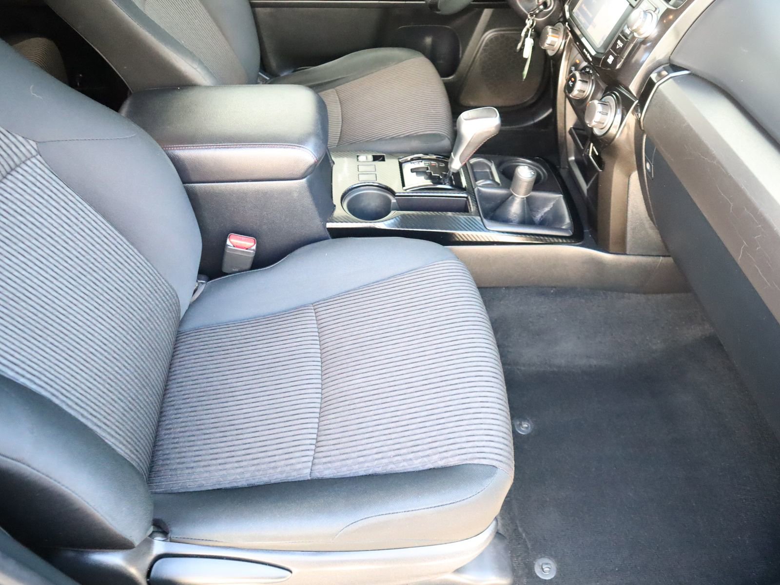 Used 2017 Toyota 4Runner TRD Off-Road w/ Convenience Package image 52