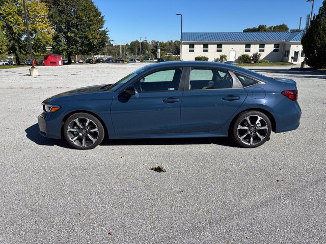 Used 2026 Honda Civic Sport Touring image 4