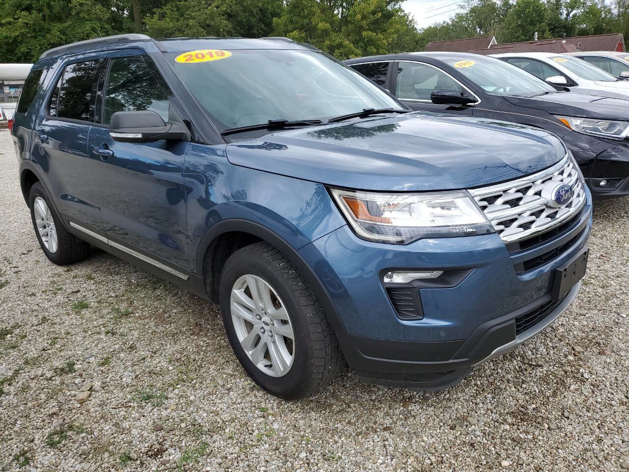 Used 2019 Ford Explorer XLT w/ Equipment Group 202A image 1