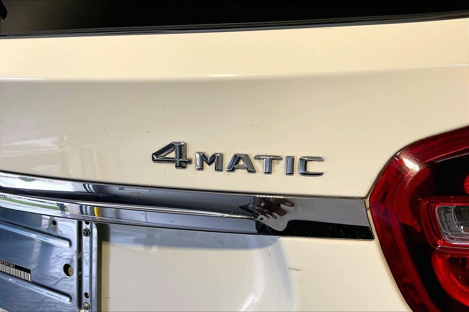 Used 2015 Mercedes-Benz GLA 250 4MATIC image 9