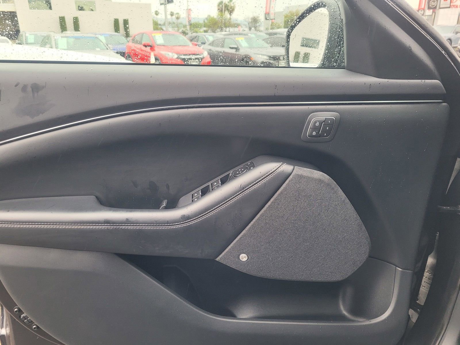 Used 2022 Ford Mustang Mach-E Premium image 18