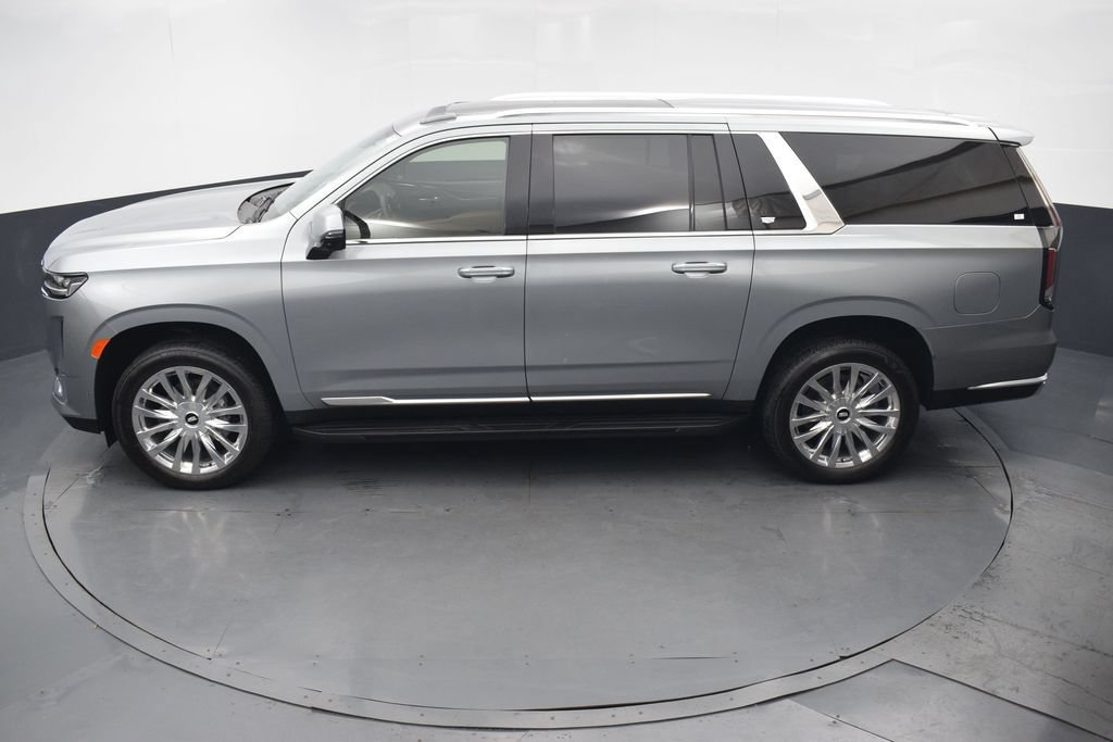 Certified 2024 Cadillac Escalade ESV Premium Luxury AWD/4WD image 45