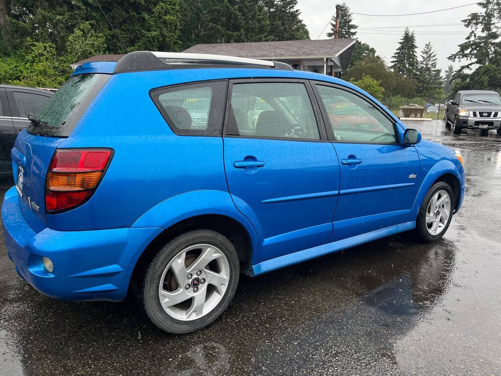 Used 2007 Pontiac Vibe w/ Preferred Package FWD image 11