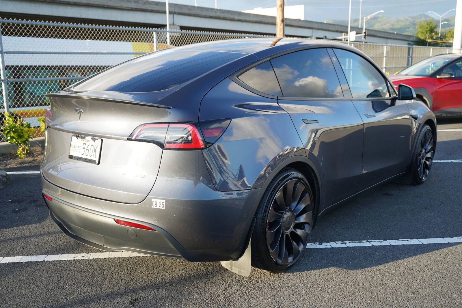 Used 2022 Tesla Model Y Performance image 23