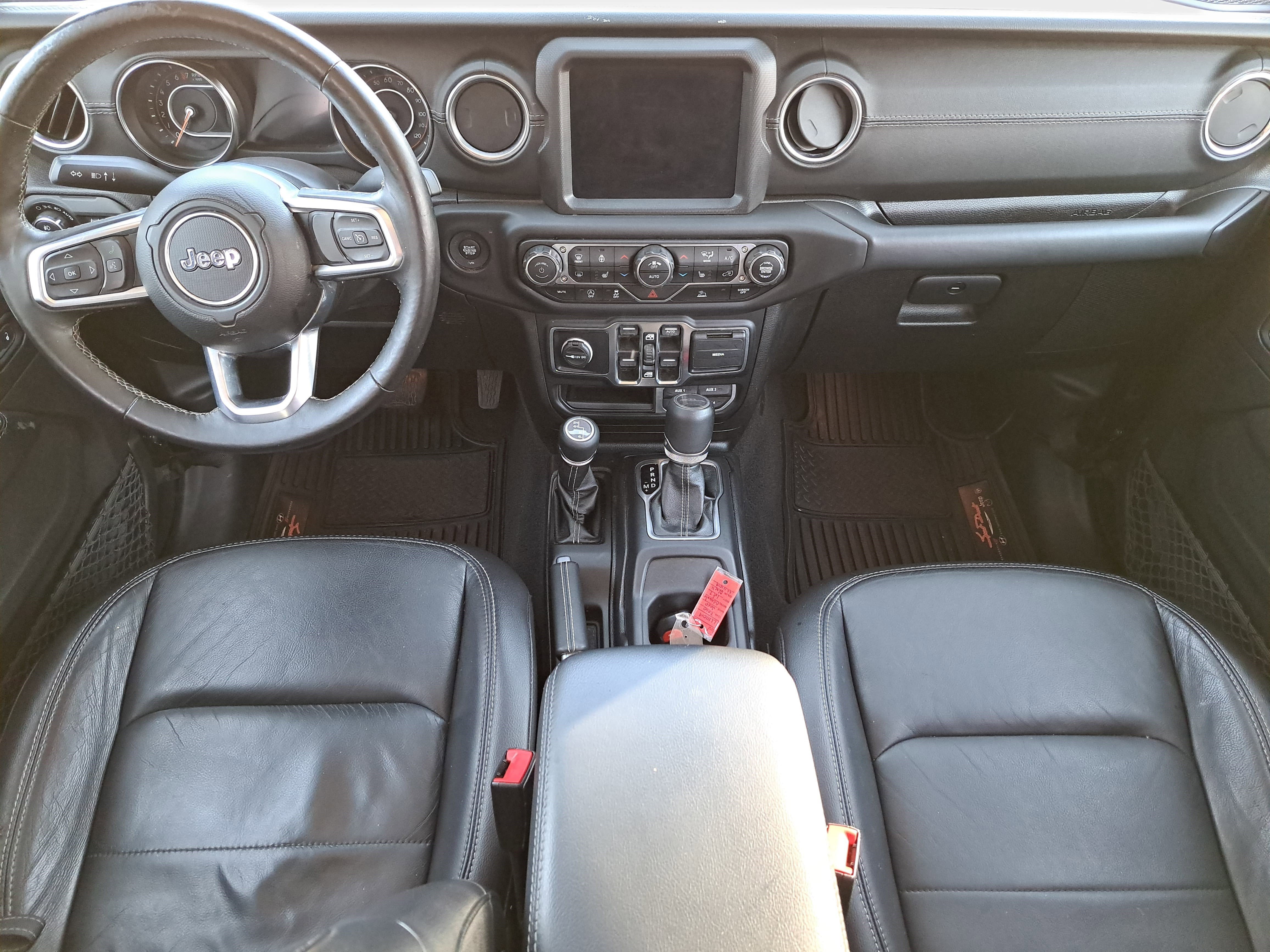 Used 2020 Jeep Gladiator Overland image 9