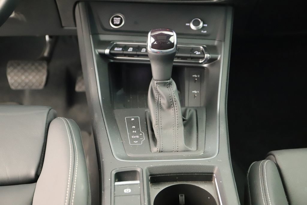 Certified 2025 Audi Q3 2.0T Premium w/ Convenience Package image 21