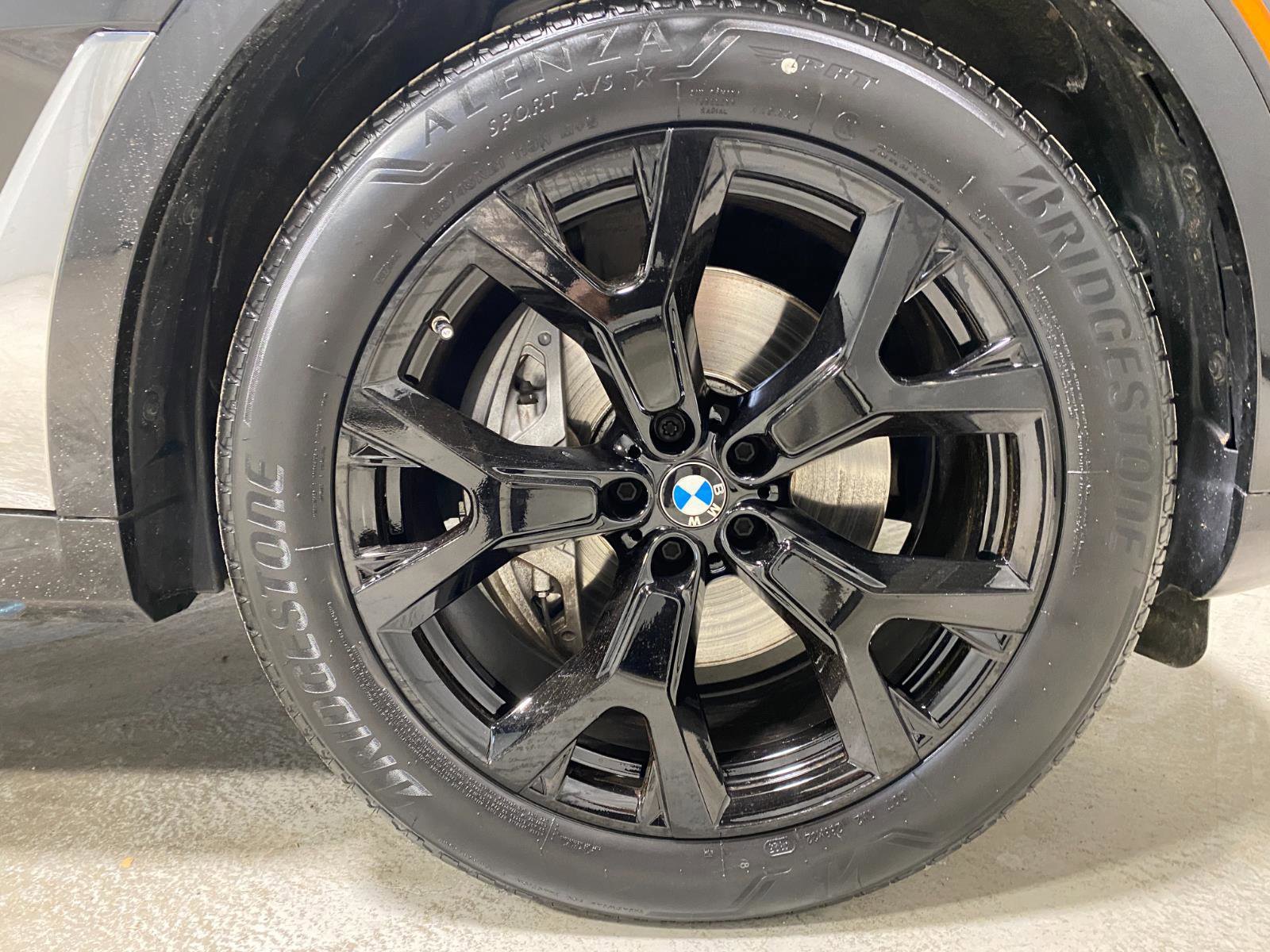 Certified 2023 BMW X7 xDrive40i w/ Parking Assistance Package AWD/4WD image 31
