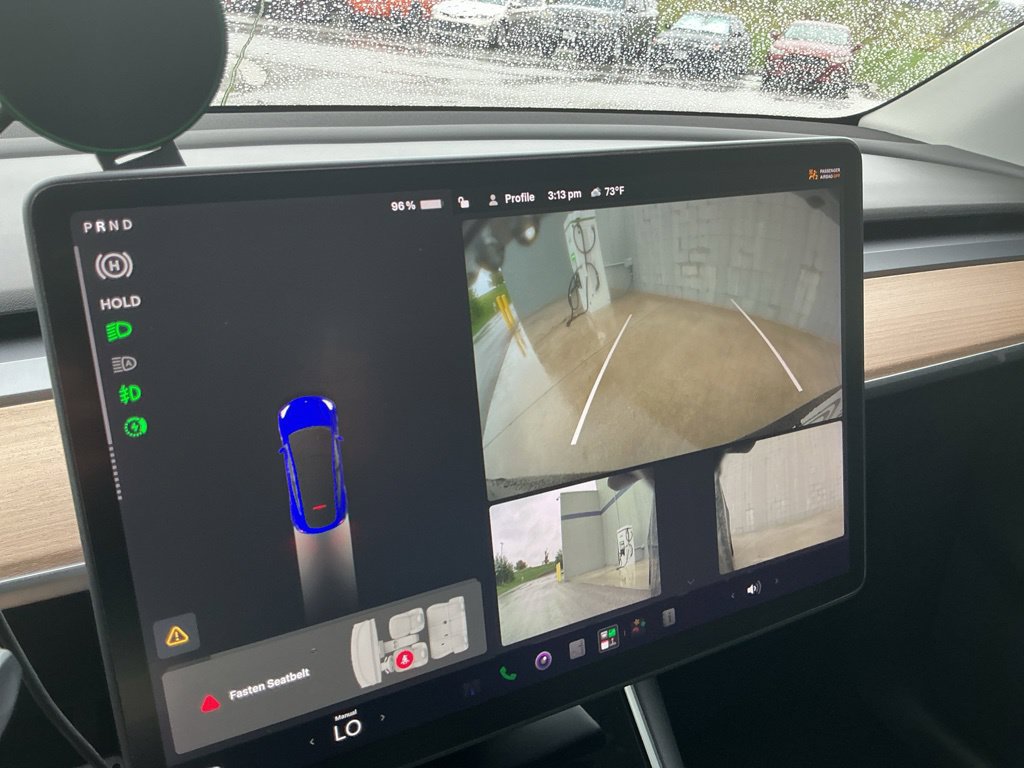 Used 2021 Tesla Model Y Long Range AWD/4WD image 25
