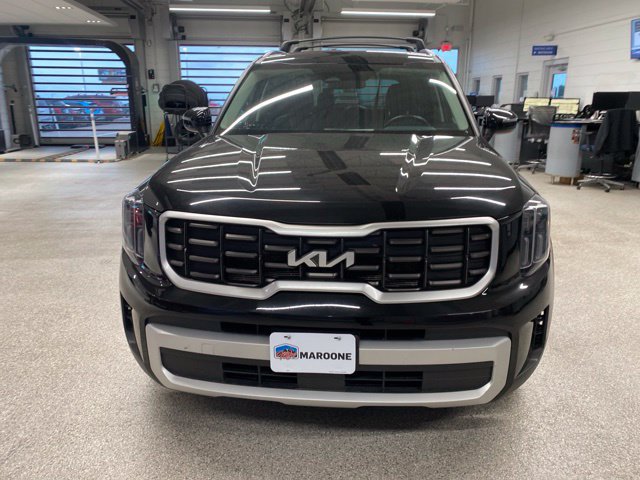 Used 2025 Kia Telluride S AWD/4WD image 2