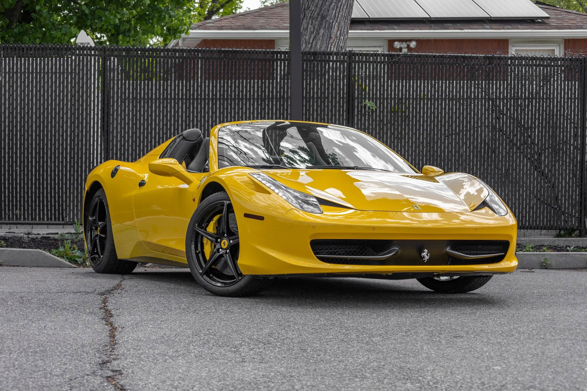Used 2013 Ferrari 458 Spider RWD image 4