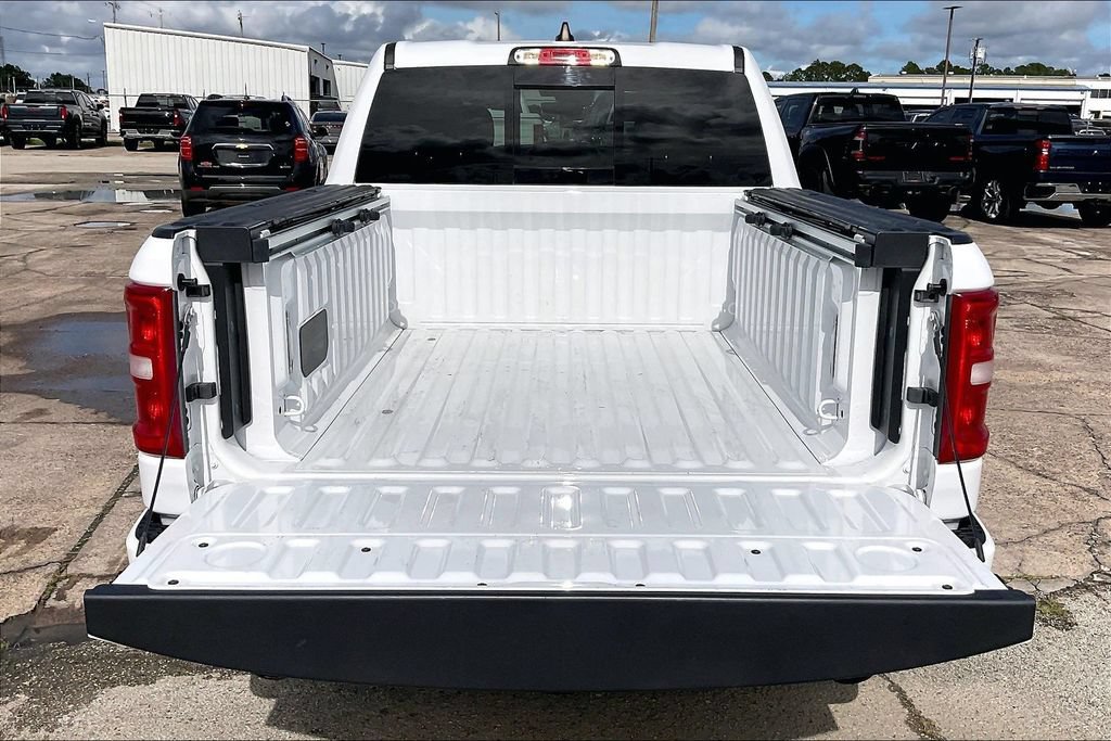 Used 2025 RAM 1500 Laramie w/ Sport Appearance Package AWD/4WD image 36